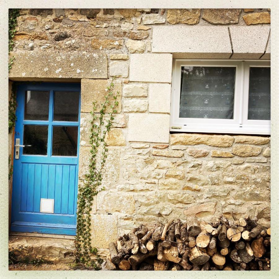 Authentique Maison De Pecheur Au Coeur D'Un Hameau Crozon Esterno foto